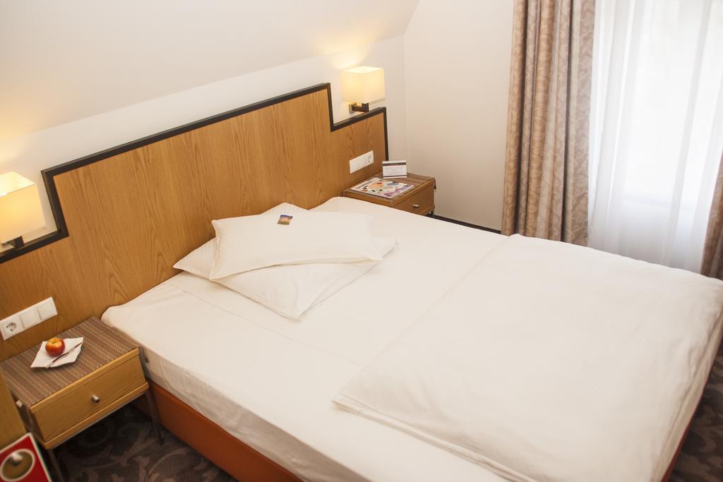 Hotel Haus Berlin Bonn Ruang foto